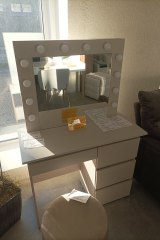 Столик для макіяжу з дзеркалом і підсвіткою Beauty 94×140/75×43 см - Кашемір