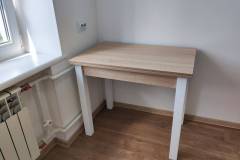 “Dinner” extendable dining table