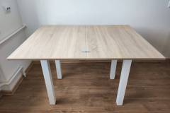 “Dinner” extendable dining table