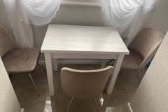 “Dinner” extendable dining table