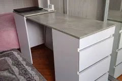 “Molli” chest of drawers with pullout desk