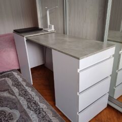 “Molli” chest of drawers with pullout desk