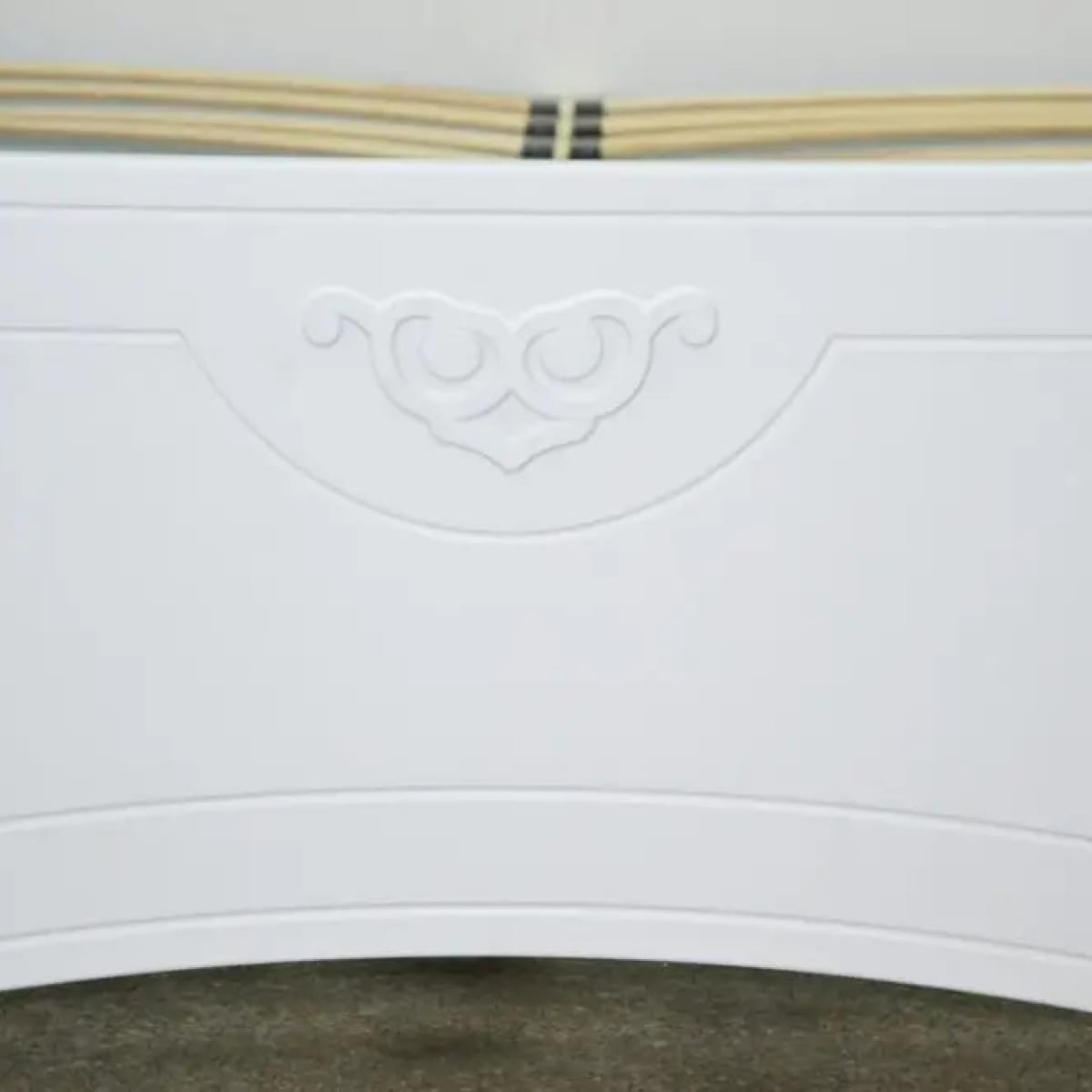 Ліжко в спальню Анжеліка – Білий супермат