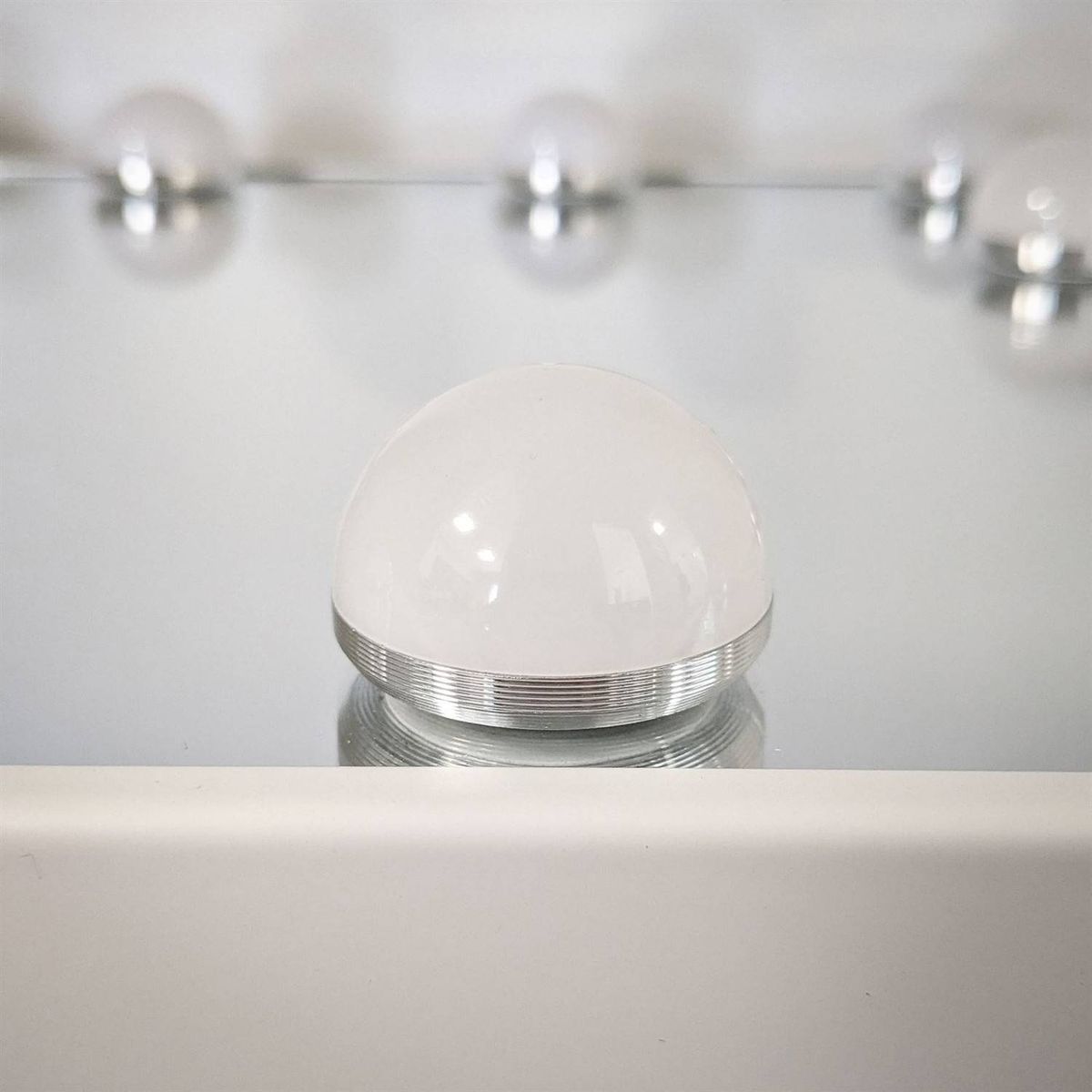 Bella led lighted vanity mirror 36x47.5 cm – White Diamond